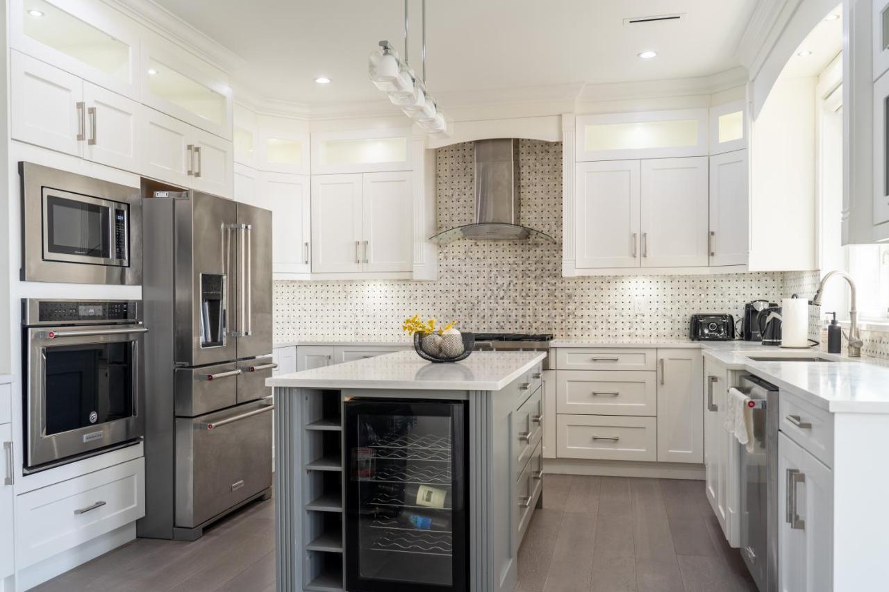 5-Star Luxury And Comfortable Home Нью-Вестминстер Экстерьер фото