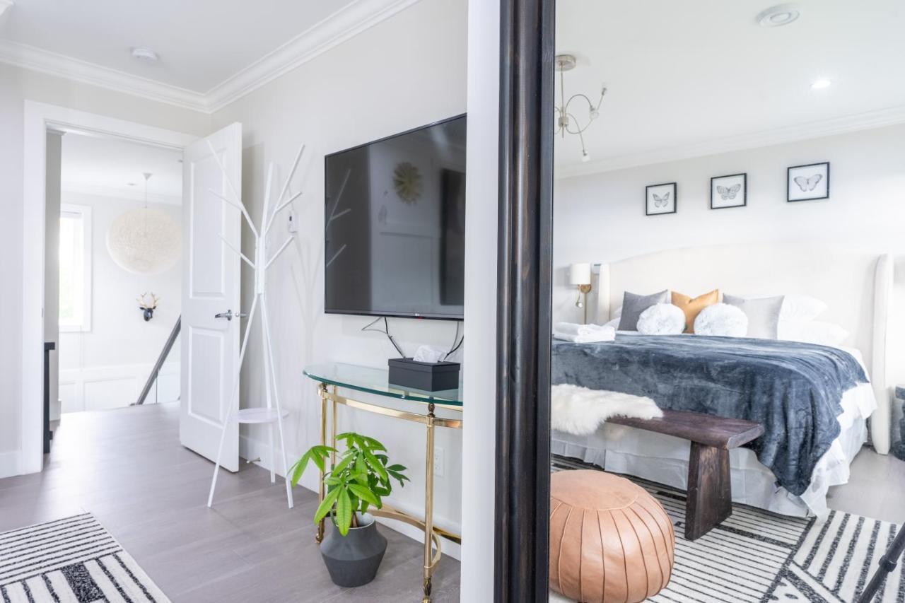 5-Star Luxury And Comfortable Home Нью-Вестминстер Экстерьер фото