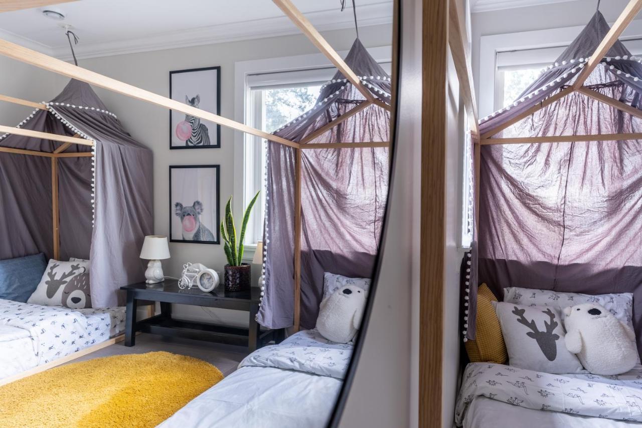 5-Star Luxury And Comfortable Home Нью-Вестминстер Экстерьер фото